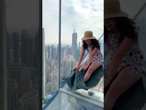 Top floor of Burj Khalifa #dubai #burjkhalifa #onenightindubai