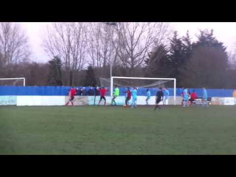Brentwood Town 1-2 Heybridge Swifts.  Ryman Isthmian League Division 1 North.  Mon2Jan2017