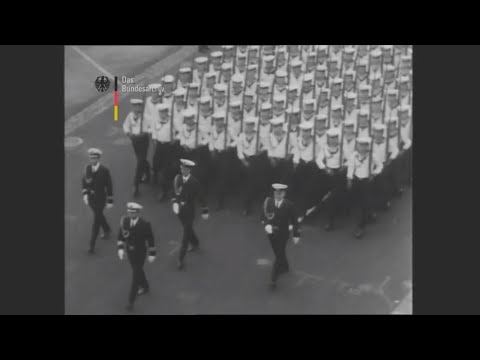 Parade der Bundeswehr anlässlich 20 Jahre NATO (1969)