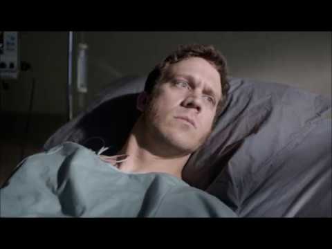 Fargo season 1 : Lorne Malvo admires and releases Mr Wrench