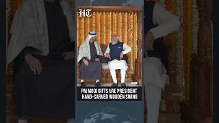 Download lagu PM Modi Welcomes UAE President, Presents Traditional Wooden Swing from Gujarat | #shorts mp3