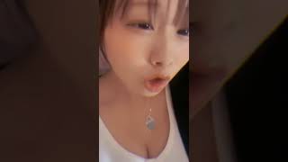【最新動画】谷間見えてる( *´艸｀)【ねっ？いいことしょう？？?】#jk  #youtuber  #trending   #tiktok ＃恋中真央 ＃おすすめ ＃おっぱい ＃ノーブラ