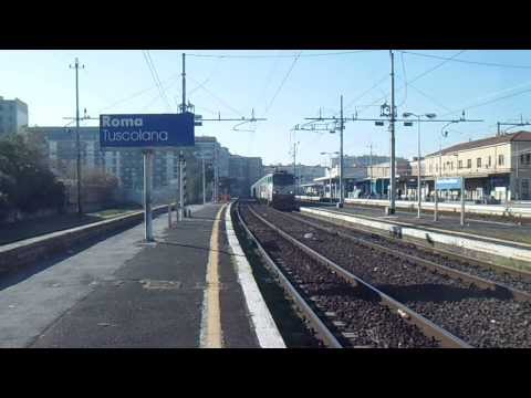 E655.532 sul MRS 56323 Fiorentina di Piombino - Nola Interporto, in partenza da Roma Tuscolana