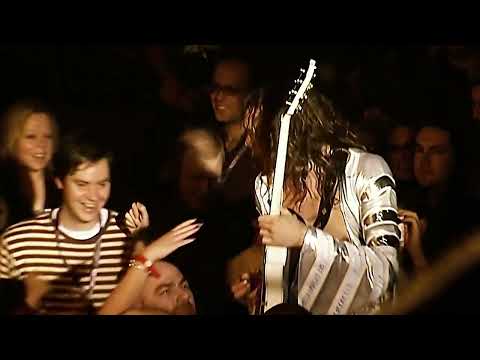 The Darkness - Love On The Rocks With No Ice [Live at The Astoria 2003]