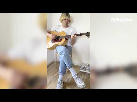 Tim Burgess interprète "Empathy for the Devil" - Rolling Stone's "In My Room" session