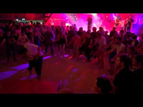 Démonstration de Gouren en fest noz