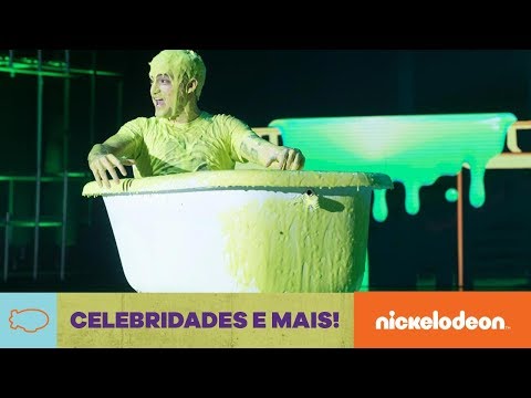 Meus Prêmios Nick 2017 | Felipe Neto toma um banho de slime! | Nickelodeon em Português