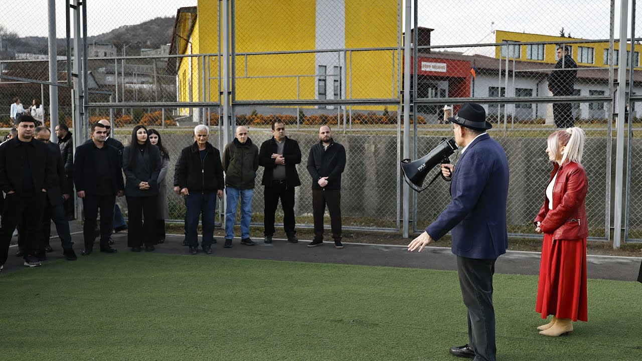 Քաղաքացիների հետ այցելեցինք Կիրանցի դպրոց և Սբ Երրորդություն եկեղեցի. Նիկոլ Փաշինյան