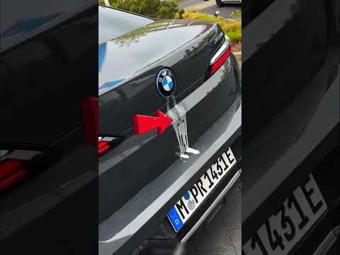 Essa BMW limpa a CÂMERA com um truque genial! #curioso #incrível #interessante