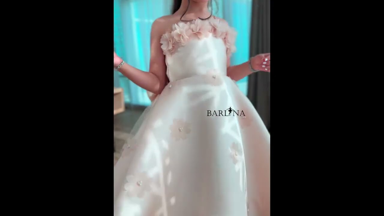 Girls' off-shoulder melon-colored evening dress - year 1