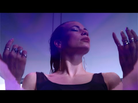 Leona Berlin - LUCID