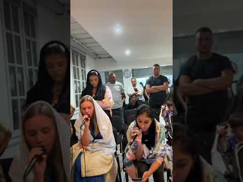 Alabanza hermana Peliya y Carla - Si tan solo