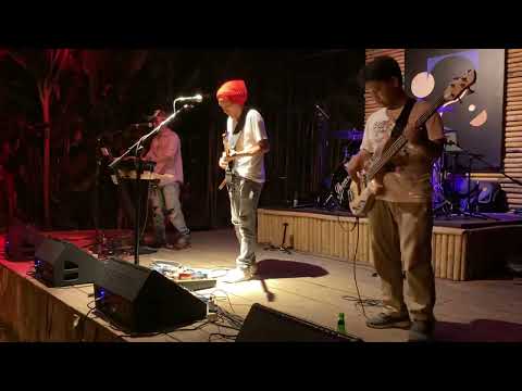 ULU ROOTS - Gayatri - Ulu Roots Original