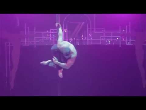 Saulo Sarmiento @Madamezingara Spiegeltent