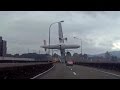 Spectaculaire accident d'avion à Taïwan, des passagers ont survécu