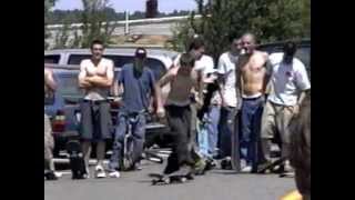 preview picture of video 'Belfast Skatepark Competition 1997 Part 1'