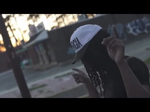 Jeune Morty - Circus (official video)