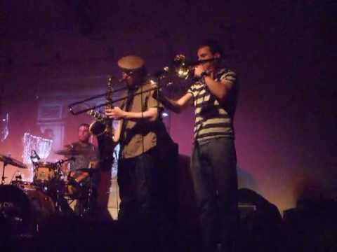 Paul Mac Innes jamming in London