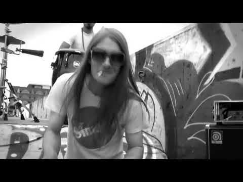 The RuffCats   The Arrow OFFICIAL VIDEO 480p 25fps H264 128kbit AAC