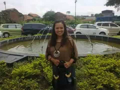 Bunda Neni Part II - Tragedi Buah Apel