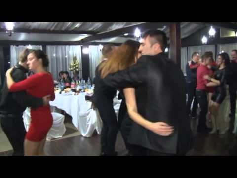 Formatia Maggic DOr Bucovina  Cumatrie la Vila Lulu   Program vocal 8