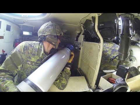 Inside the Leopard 2A4 - Gunnery Exercise