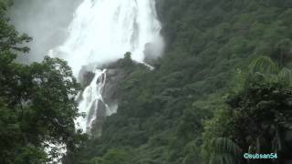 preview picture of video 'Dudhsagar Water Falls, Goa'
