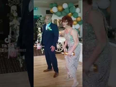 wedding "it should of been me"