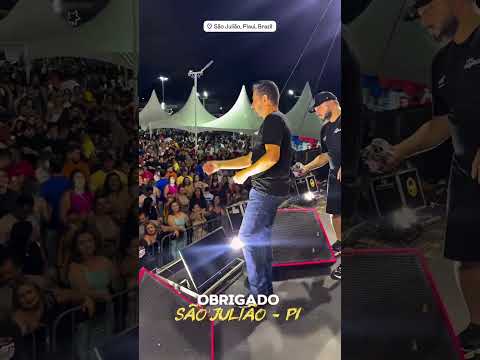 🎶✨ Léo Magalhães arrasta multidão e faz história nos 65 anos de São Julião-PI!