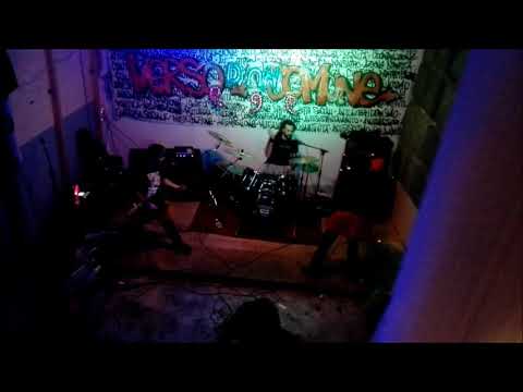 xDUHx - Cazzimperio poststrutturalista (Live @ Stella Nera, Modena)