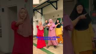 Download lagu Menggunjing orang itu sarang dosa #vidiolucu #qosidah mp3