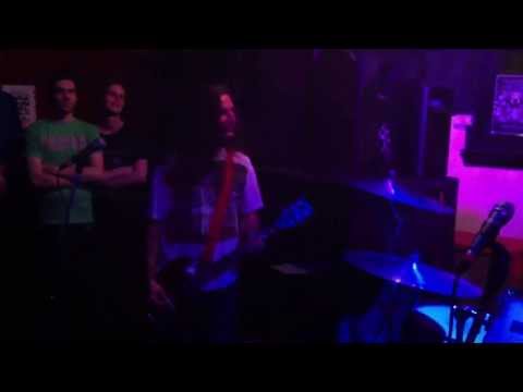 Nunchukka Superfly @ The Gladstone Feeling (6/9/13) 2