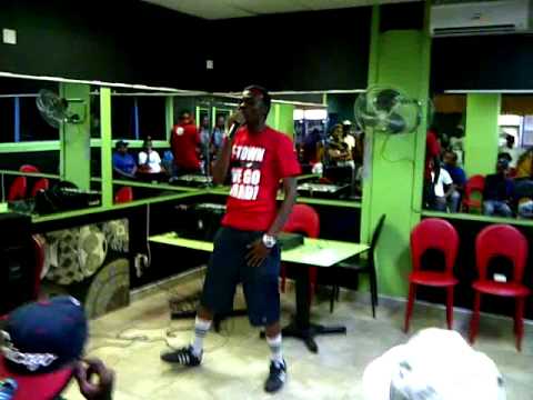 Maff Bizness @the room