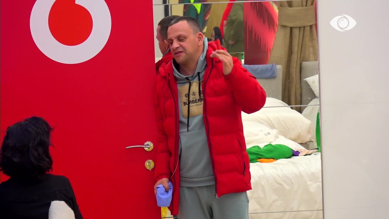 “Si të pushtojmë kuzhinën?”/ Roza diskuton planin me Gazin, ndërpriten nga Heidi - Big Brother VIP 3
