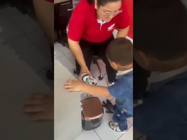 Vídeo relacionado con HAGOT 10 Pares Calcetines Tobilleros Mujer - Unisexo Divertidos y Graciosos Cortos Con Sonrisa, Dibujos Animados Bordados, 36-42 EU