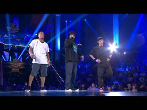 Red Bull BC One 2011 NEGUIN VS VERO (ROUND 2)