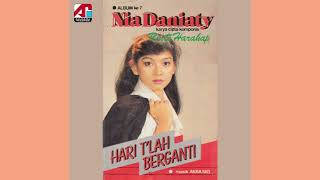 Download lagu Nia Daniaty - Hari T'lah Berganti mp3 Download lagu Nia Daniaty - Hari T'lah Berganti mp3