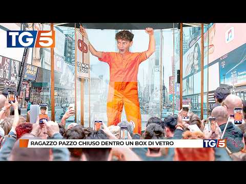 24H in una BOX DI VETRO che GIRA per Milano..