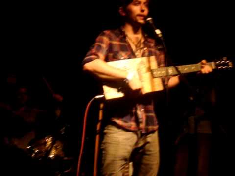 Junkie - 100 Monkeys