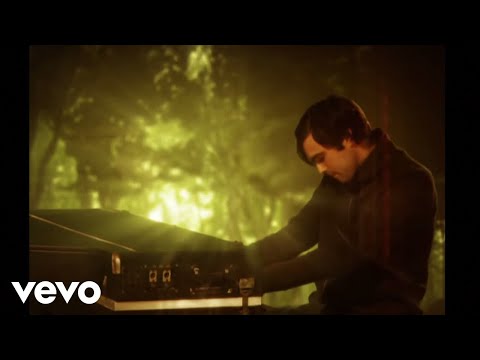 Keane - Somewhere Only We Know (Alternate Version)