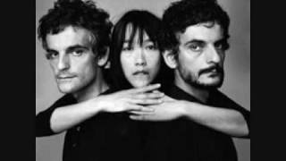 Blonde Redhead - Signs along the path