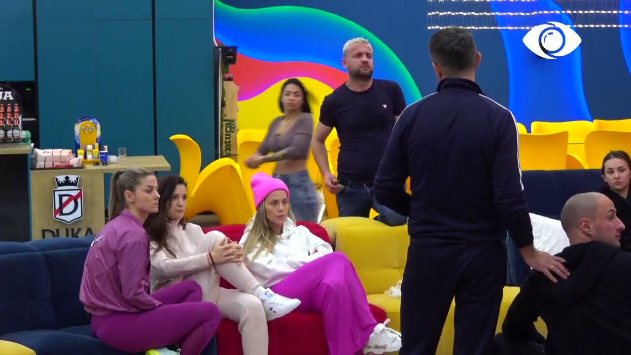 Debati Armaldo-Luiz/ Banorët bisedojnë me Luizin