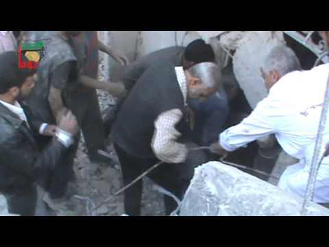 انتشال عدد من الجثث من تحت ركام المنازل في مدينة دوما في محافظة ريف دمشق