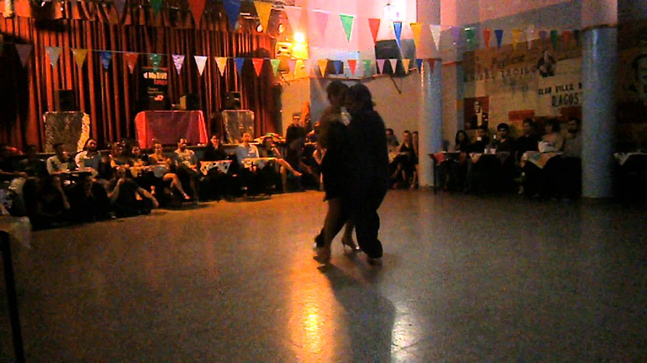 Moira Castellano y Gaston Torelli en El Motivo Tango, 21/7/14