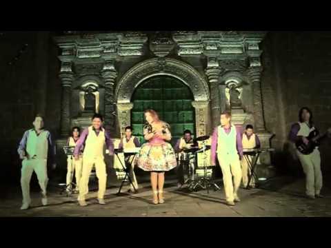 VANESSA Y LOS REYES DEL SUR PORTATE BONITO @ VIDEO CLIP Full Hd