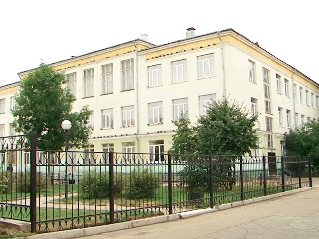 Школы примут почти 3 000 первоклассников