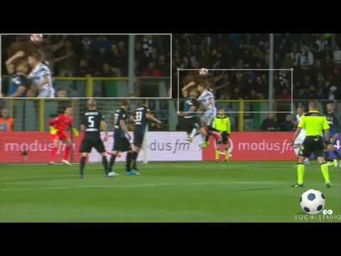 Il rigore di Toloi in Atalanta-Juventus 2-2 (2° video)