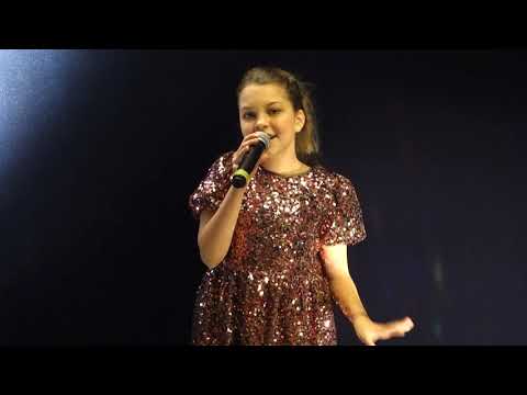 Studija Tiks ALICIJA  -  I`M A BELIEVER (cover) LIVE