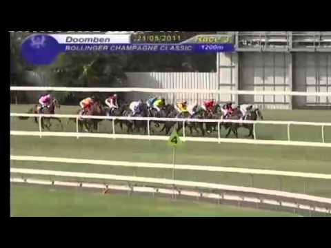 Free Wheeling winning the Champagne Stakes