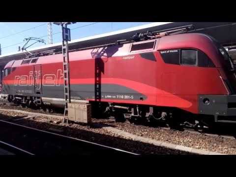 An ÖBB Class 1116 locomotive starting up